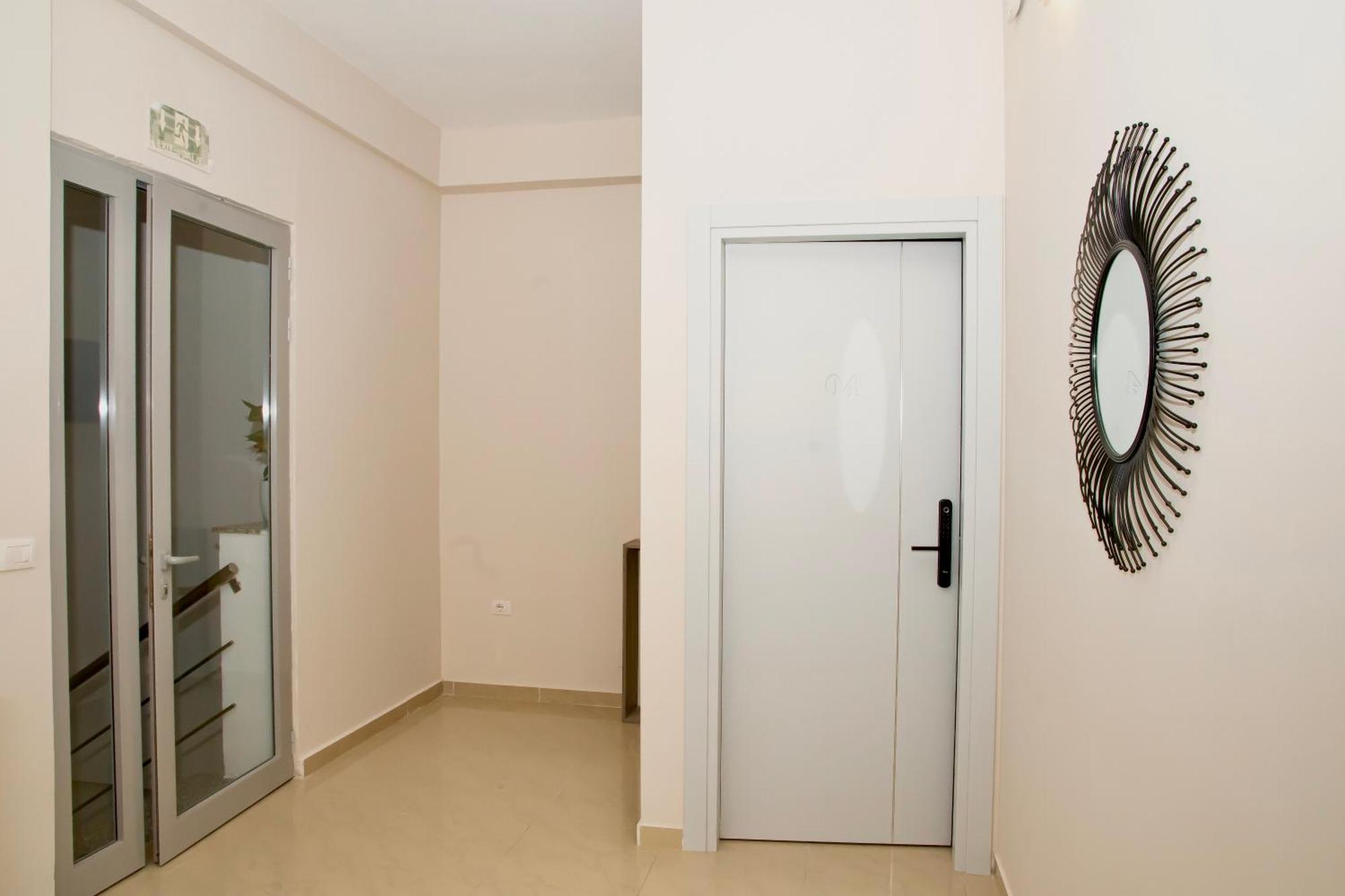 Alv Rent Rooms Vlorë Exterior foto