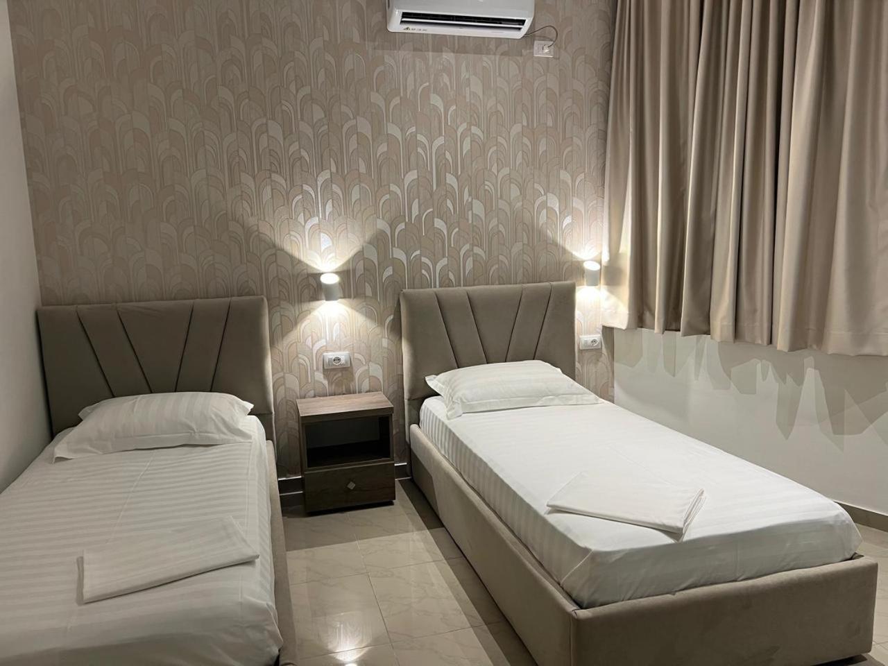 Alv Rent Rooms Vlorë Exterior foto